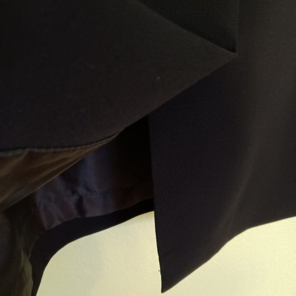 Le Suit Separates. Straight Black Skirt - 12 Midi - Picture 2 of 4